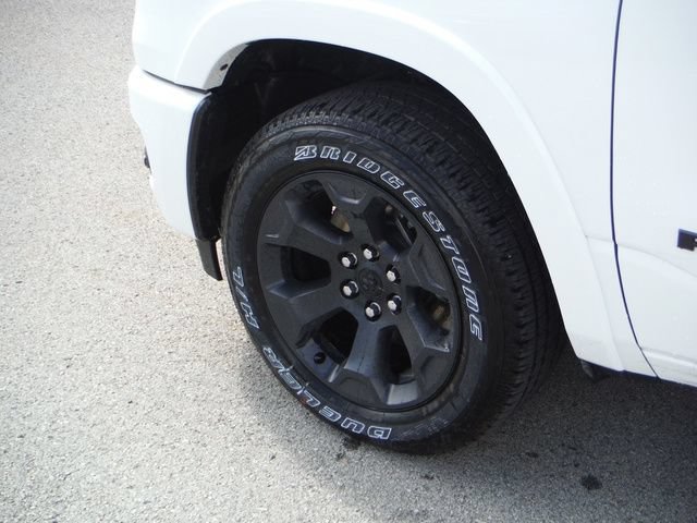 New 2026 RAM 1500 4x4 Crew Cab image 6