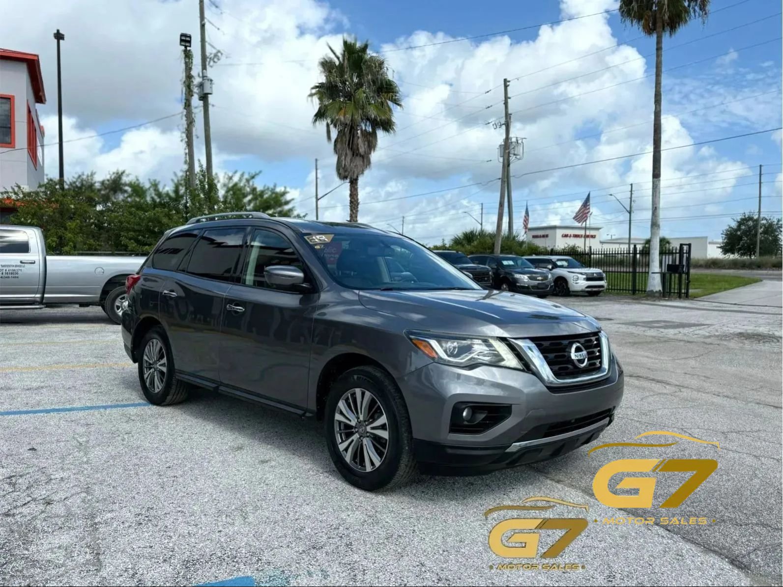 Used 2019 Nissan Pathfinder SL AWD/4WD image 7