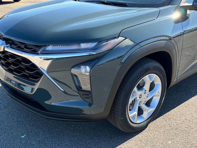 New 2026 Chevrolet Trax LS w/ LS Convenience Package image 12
