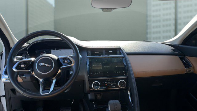 Certified 2021 Jaguar E-PACE SE image 21