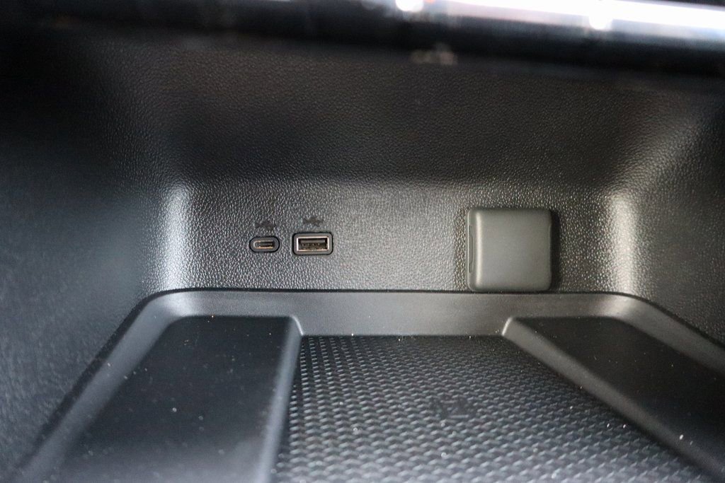 New 2026 Chevrolet Traverse LT w/ Sun and Wheel Package image 17