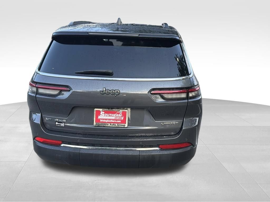 Used 2021 Jeep Grand Cherokee L Limited AWD/4WD image 10