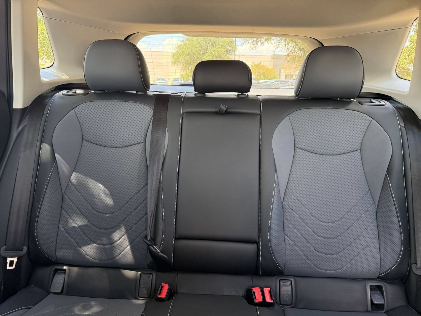 Used 2026 Volkswagen Tiguan SE AWD/4WD image 40