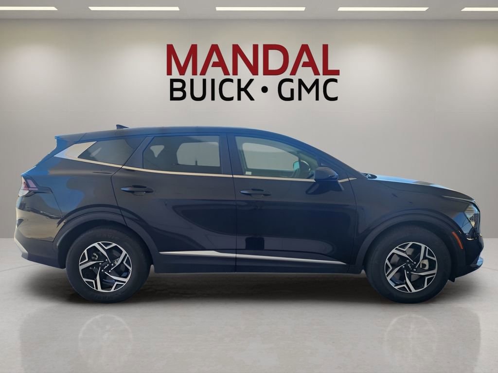 Used 2024 Kia Sportage LX FWD image 5