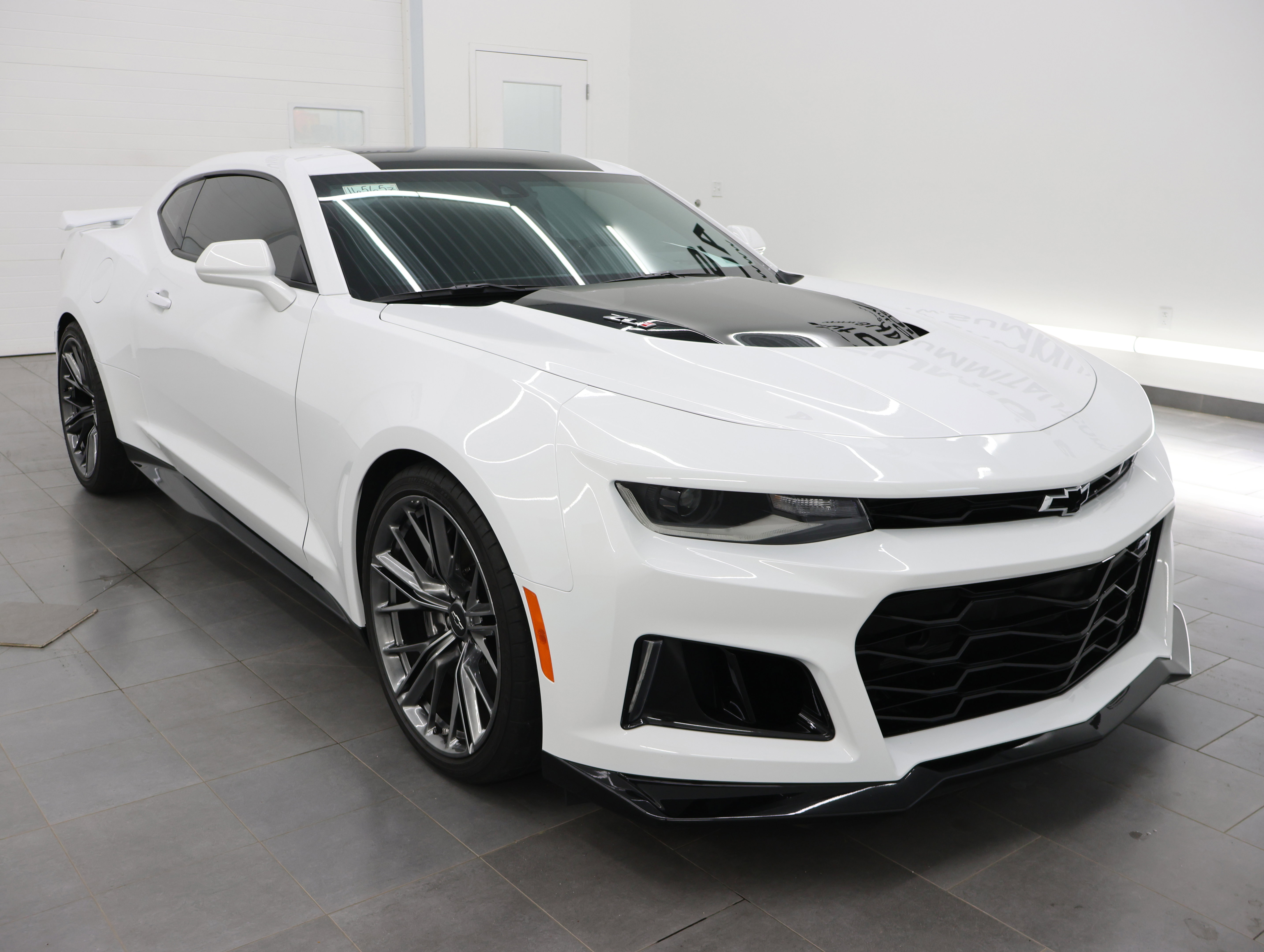 Used 2023 Chevrolet Camaro ZL1 RWD image 2