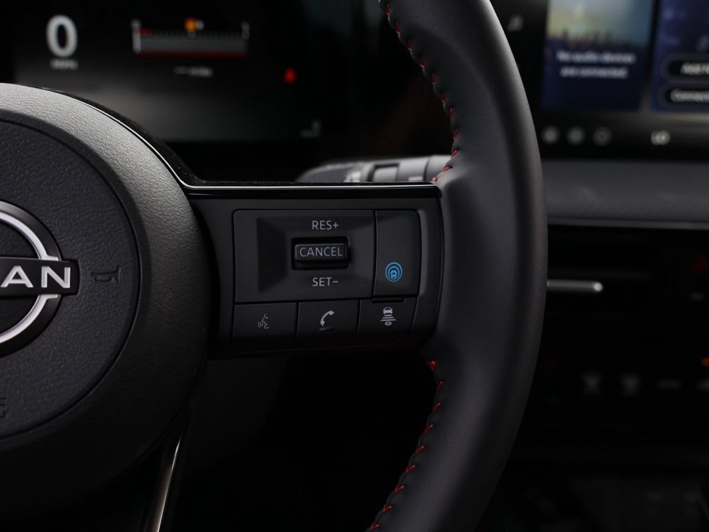 New 2026 Nissan Kicks SR FWD image 27