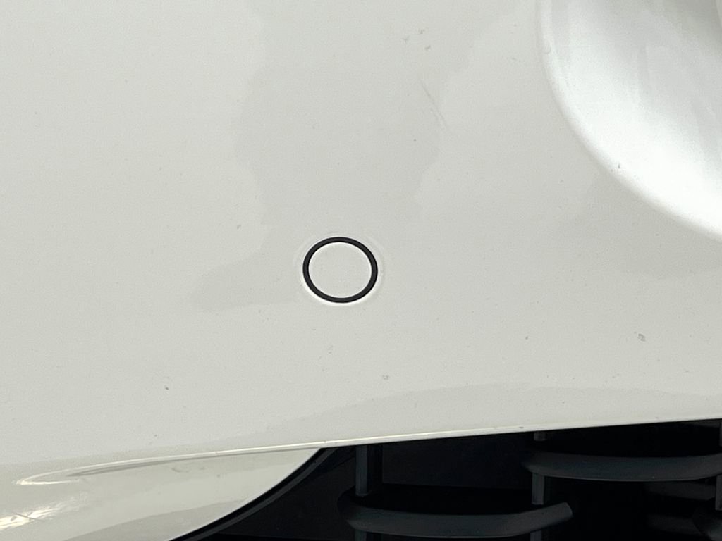 Used 2020 Maserati Levante image 14