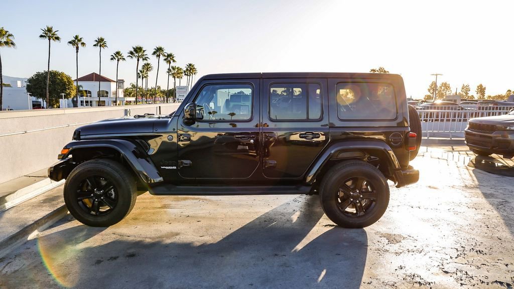 Used 2021 Jeep Wrangler Unlimited Sahara image 14