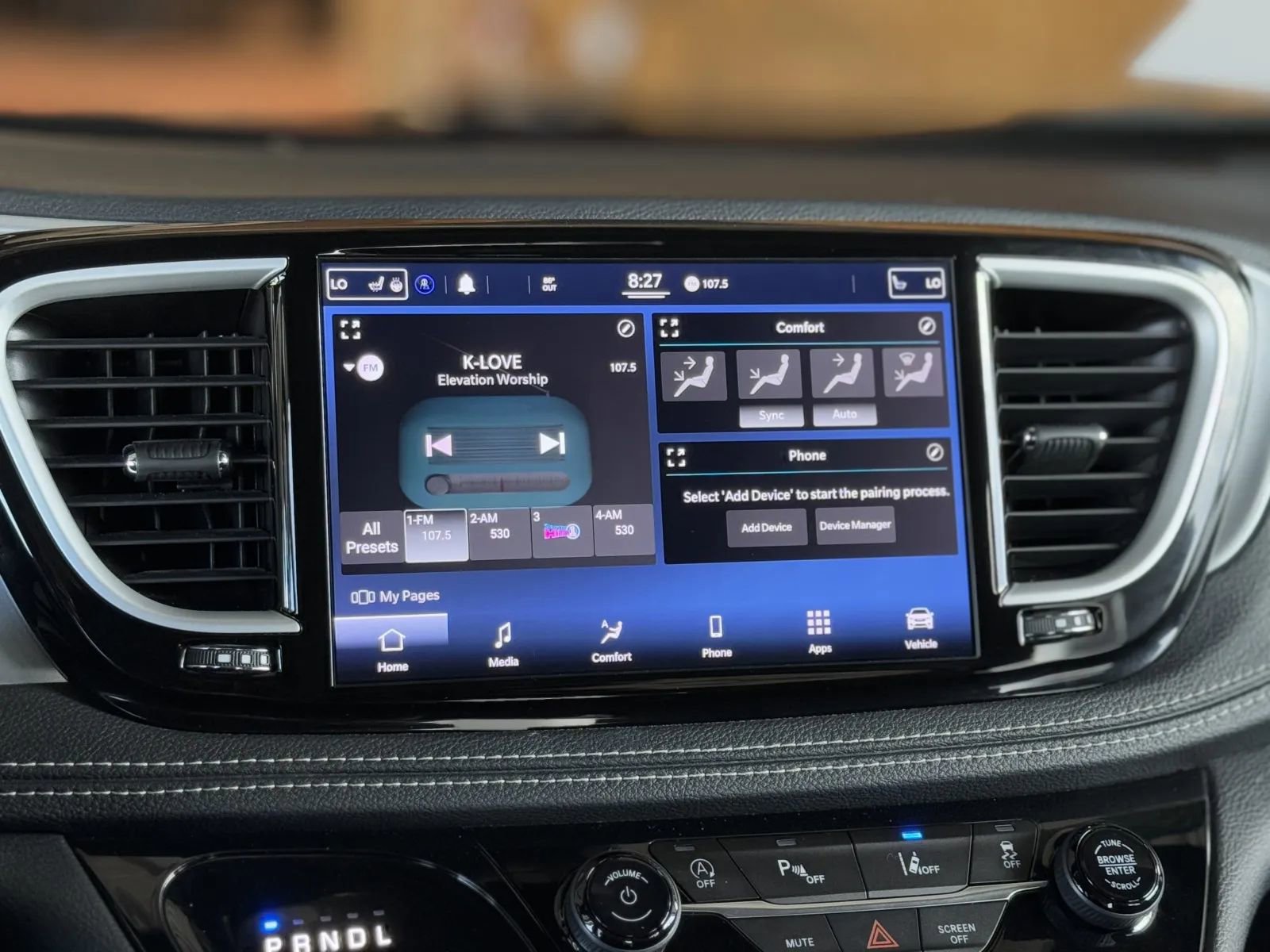 Used 2021 Chrysler Pacifica Touring w/ Uconnect Theater Family Group image 29