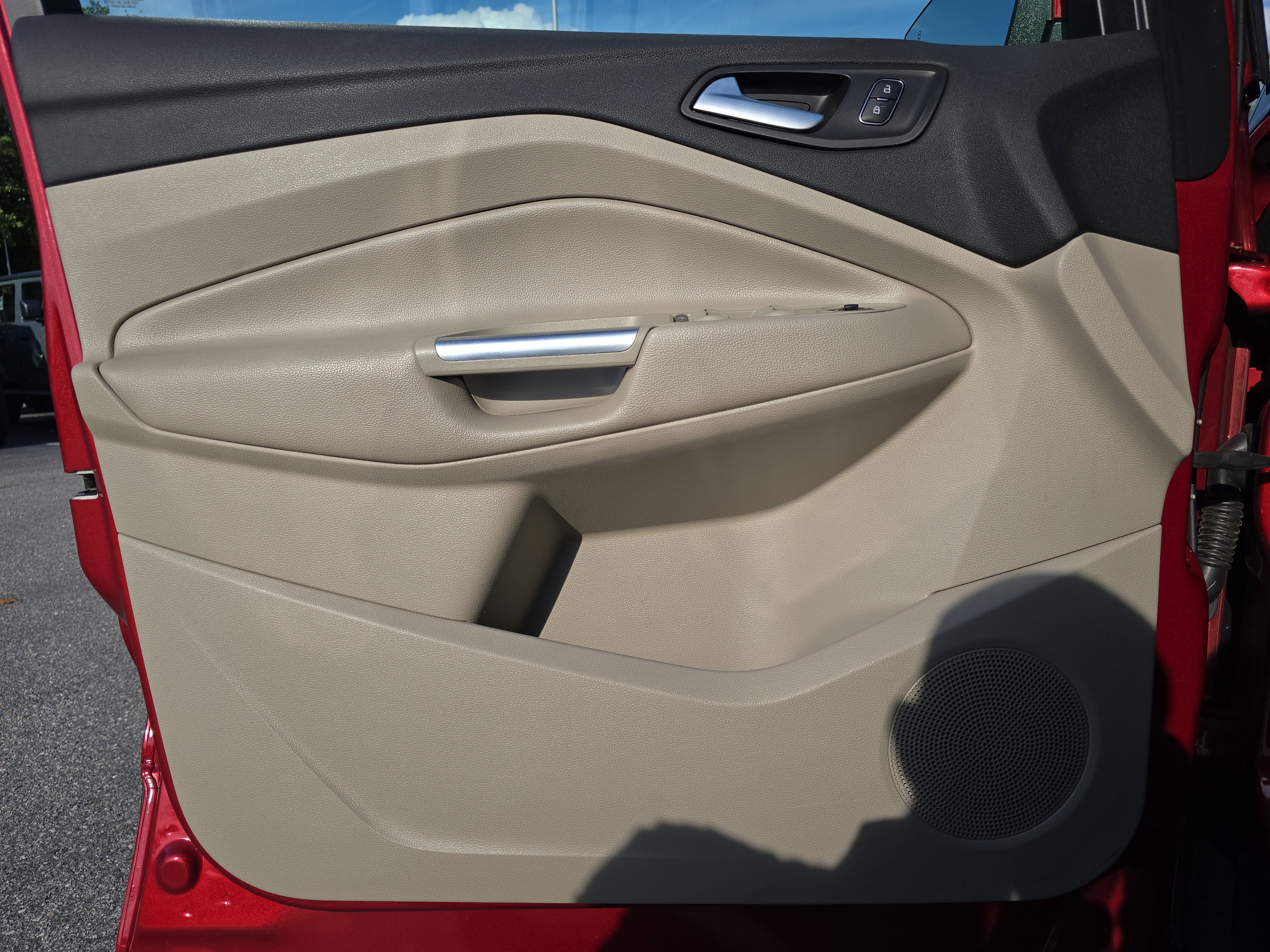 Used 2019 Ford Escape SEL FWD image 26