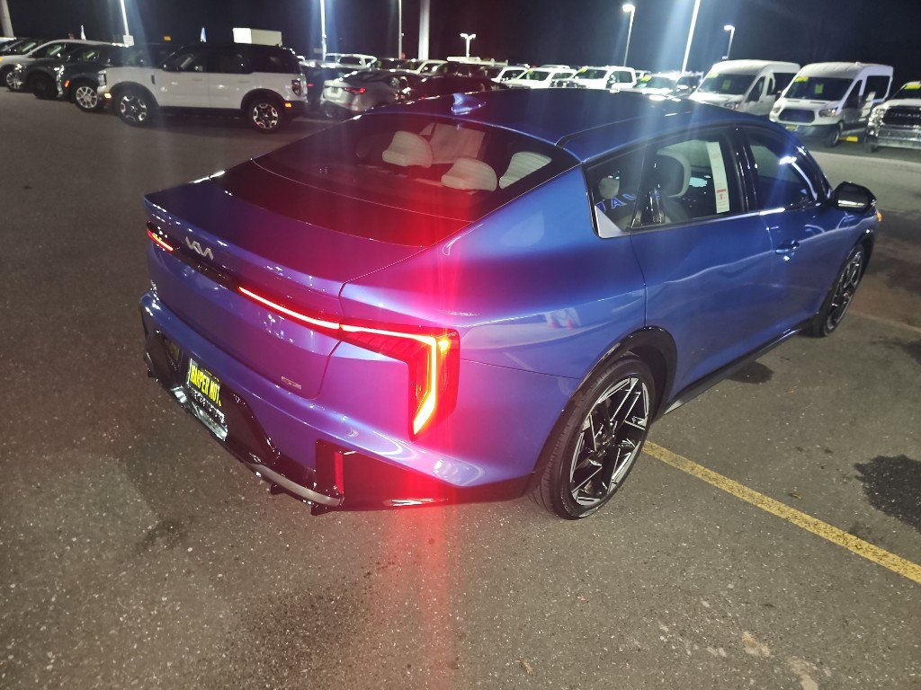 New 2025 Kia K4 GT-Line image 5