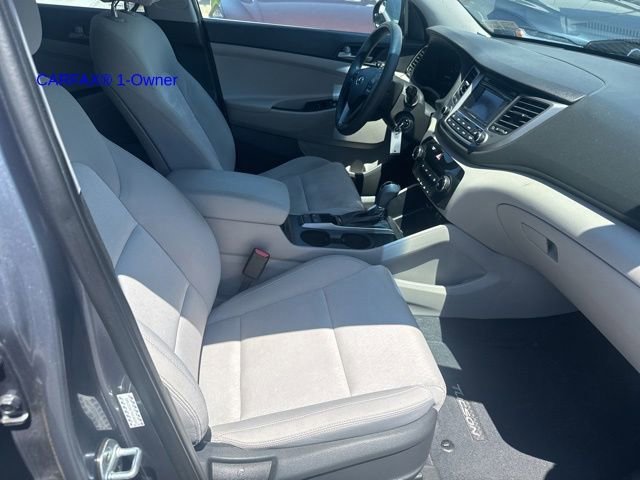 Used 2017 Hyundai Tucson SE AWD/4WD image 3