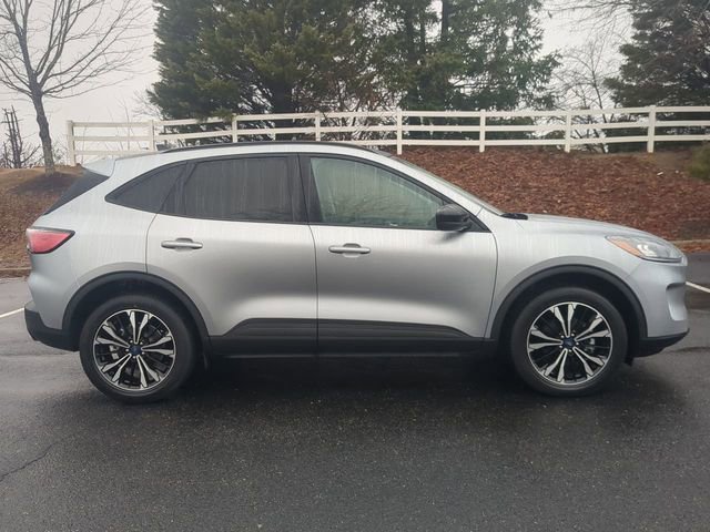 Used 2022 Ford Escape SEL w/ SEL Stealth AWD Package image 3