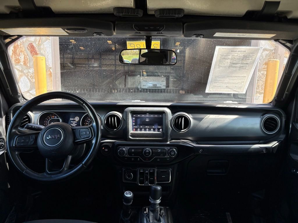 Used 2022 Jeep Gladiator Sport image 18