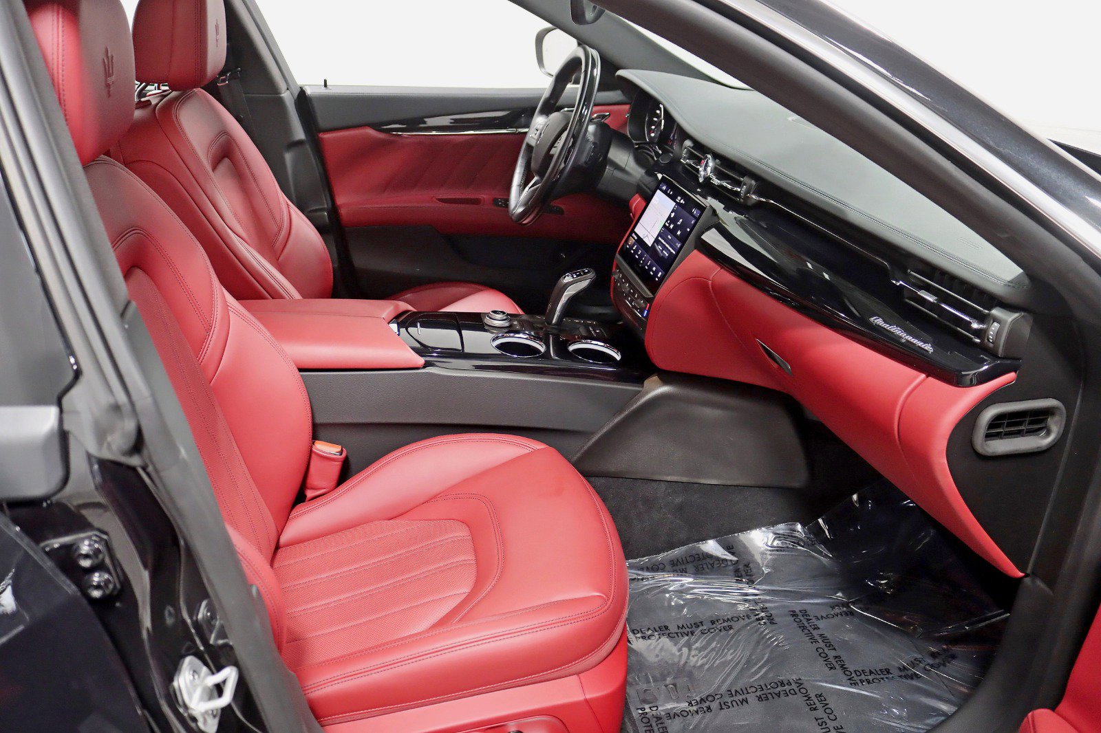 Used 2021 Maserati Quattroporte S Q4 AWD/4WD image 30