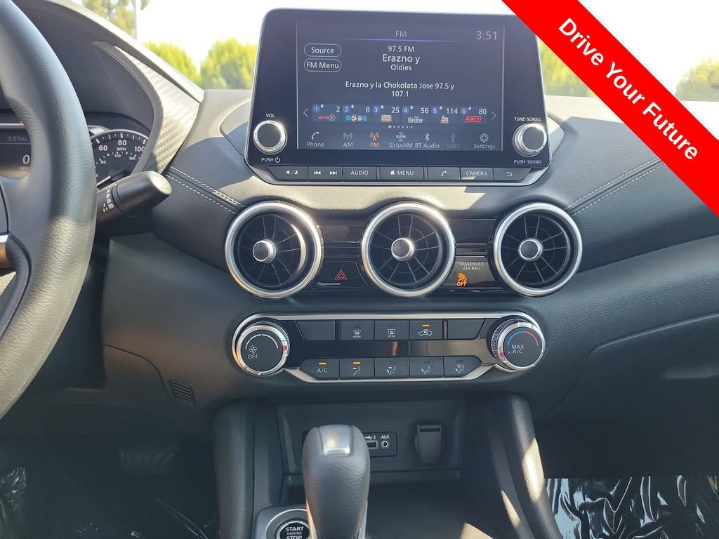 Used 2025 Nissan Sentra SV FWD image 15