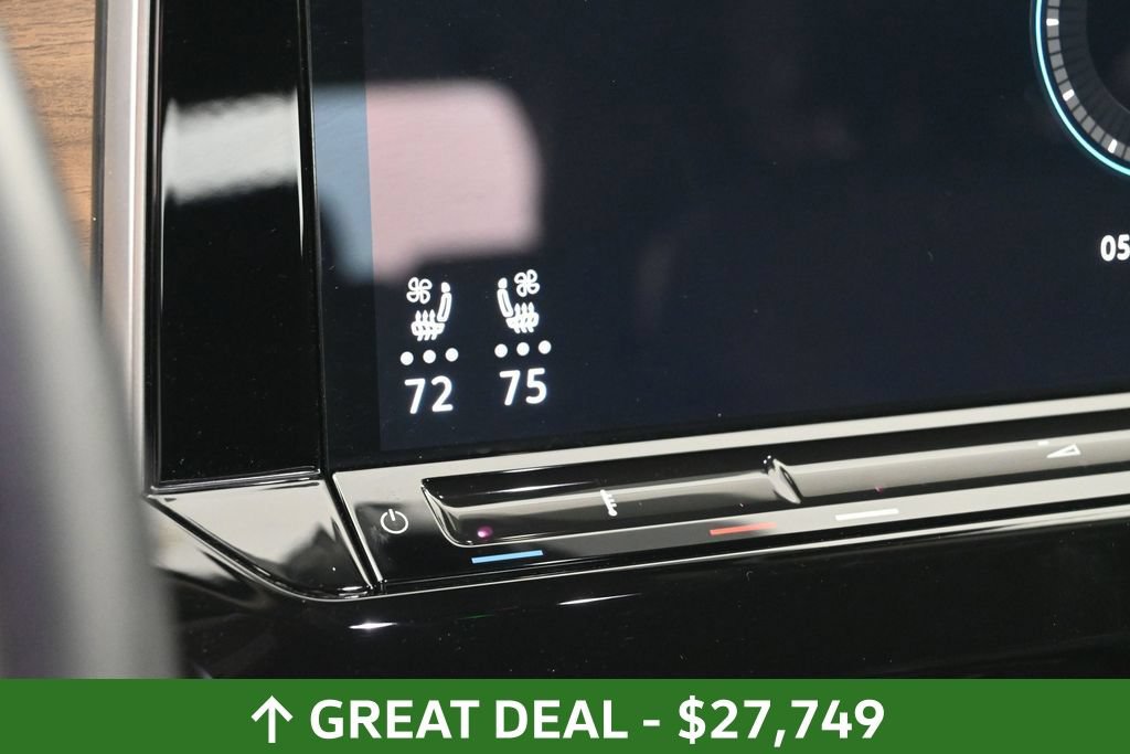 Used 2024 Volkswagen Atlas SE AWD/4WD image 27