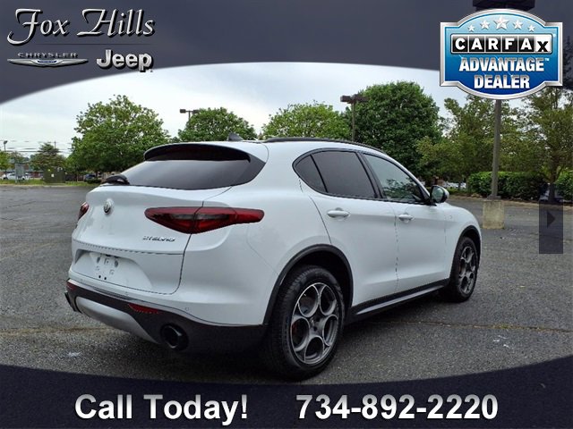 Used 2023 Alfa Romeo Stelvio Ti image 9