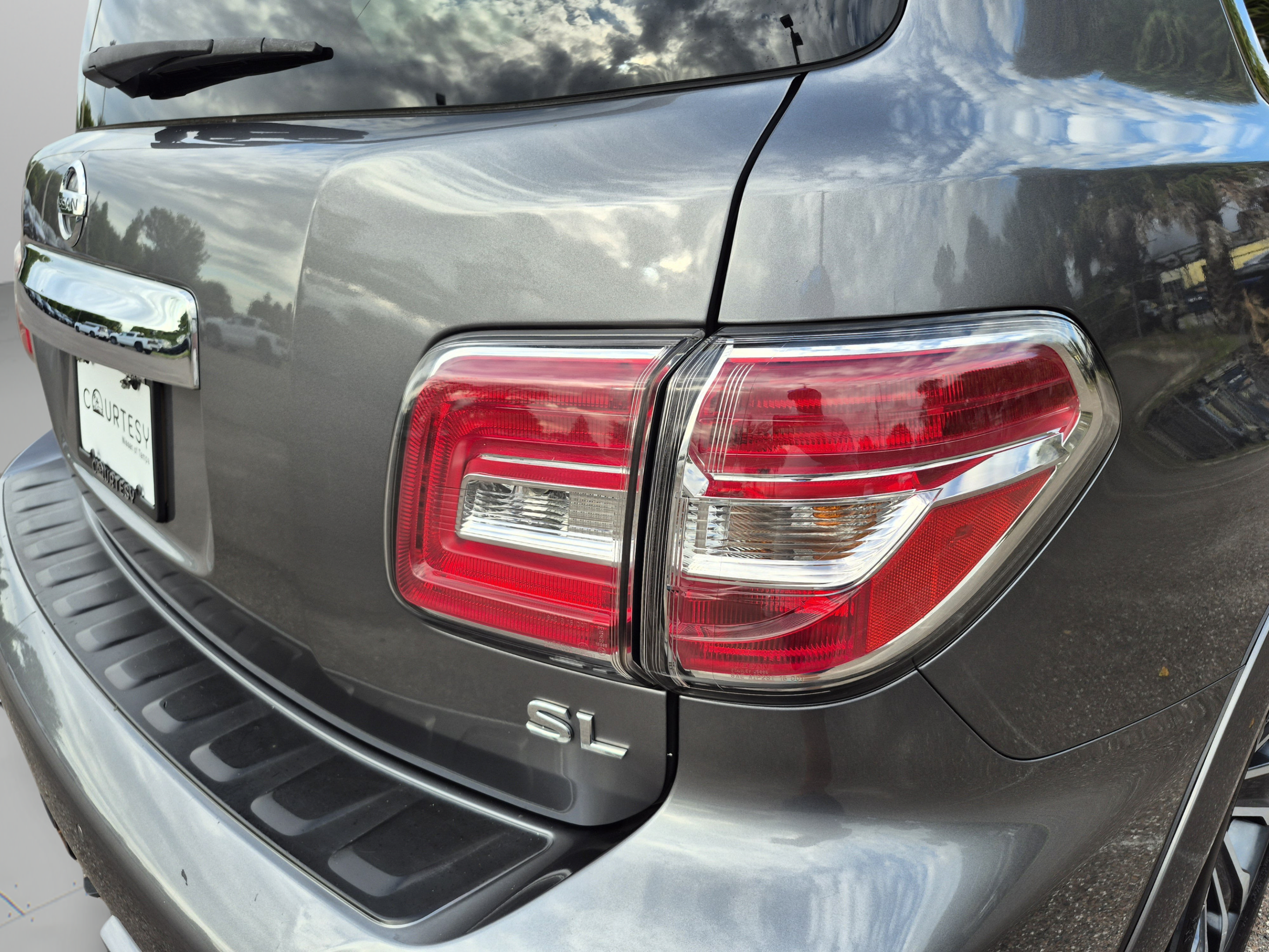 Used 2019 Nissan Armada SL w/ Premium Package RWD image 35
