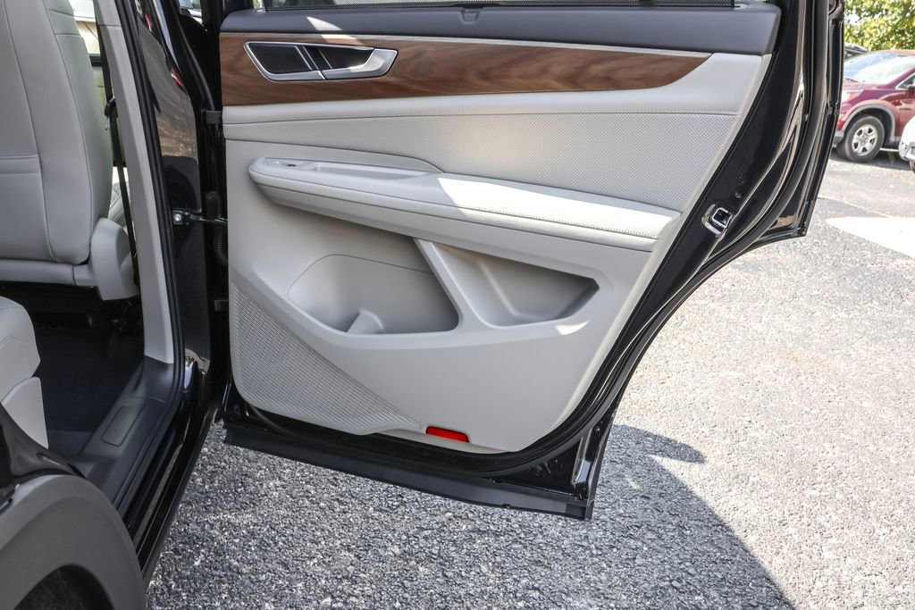 New 2026 Volkswagen Atlas SE AWD/4WD image 37