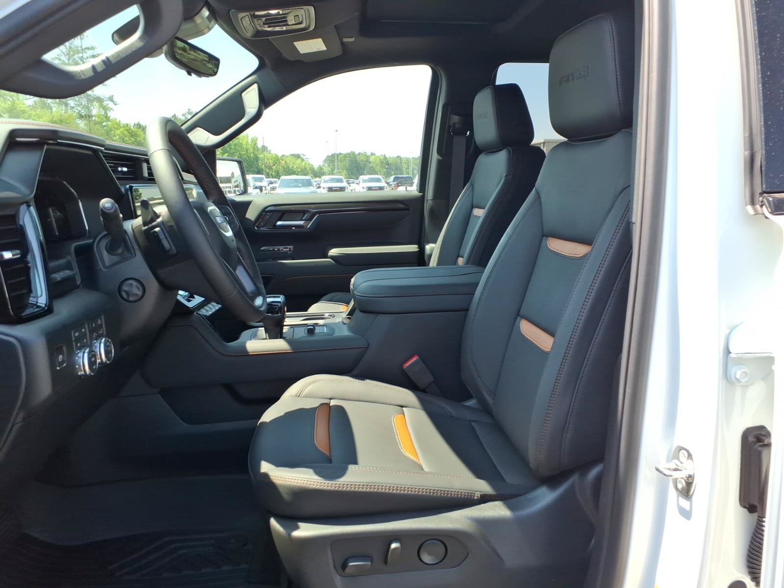 New 2026 GMC Sierra 1500 AT4 w/ AT4 Premium Package AWD/4WD image 19
