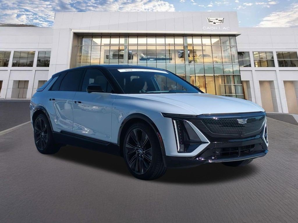 Certified 2026 Cadillac Lyriq Signature Sport AWD/4WD image 27