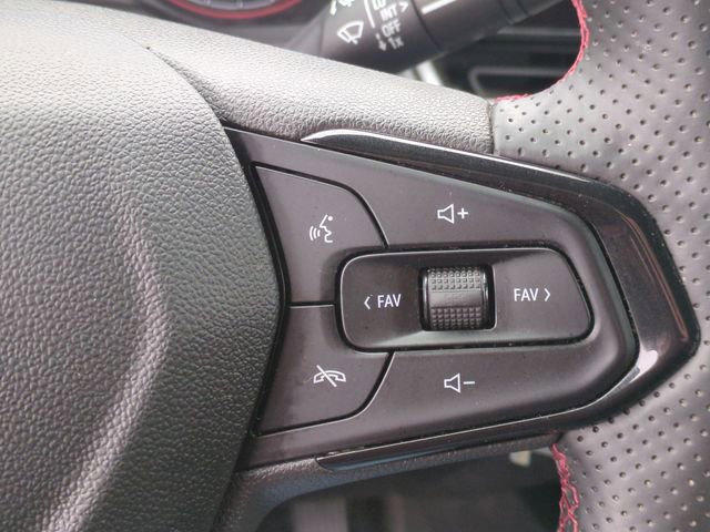 Used 2024 Chevrolet Trax RS w/ Driver Confidence Package image 17