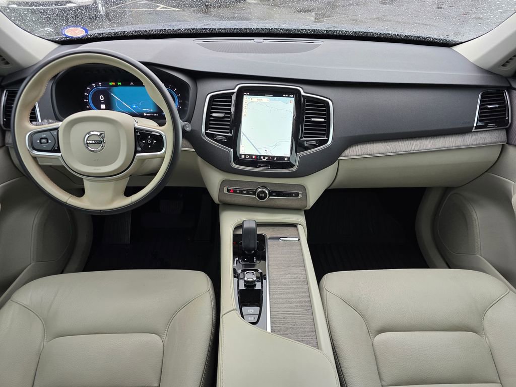Used 2023 Volvo XC90 B6 Plus w/ Protection Package Premier image 5