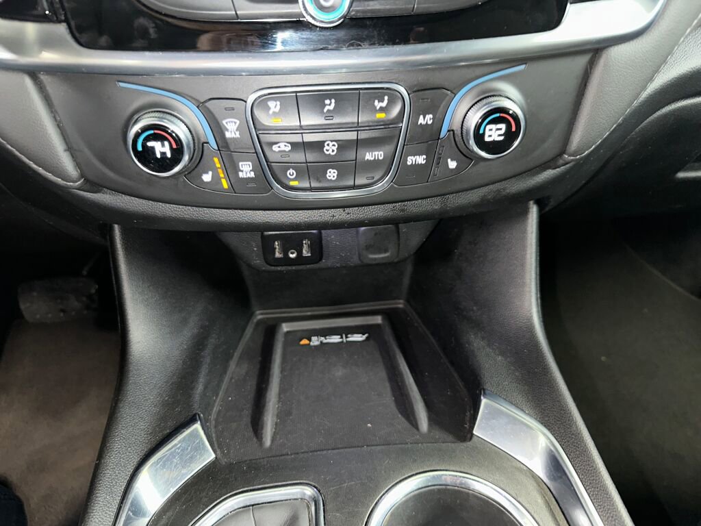 Certified 2023 Chevrolet Traverse LT image 14