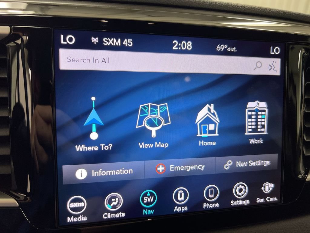 Used 2020 Chrysler Pacifica Touring w/ Advanced Safetytec Group FWD image 14