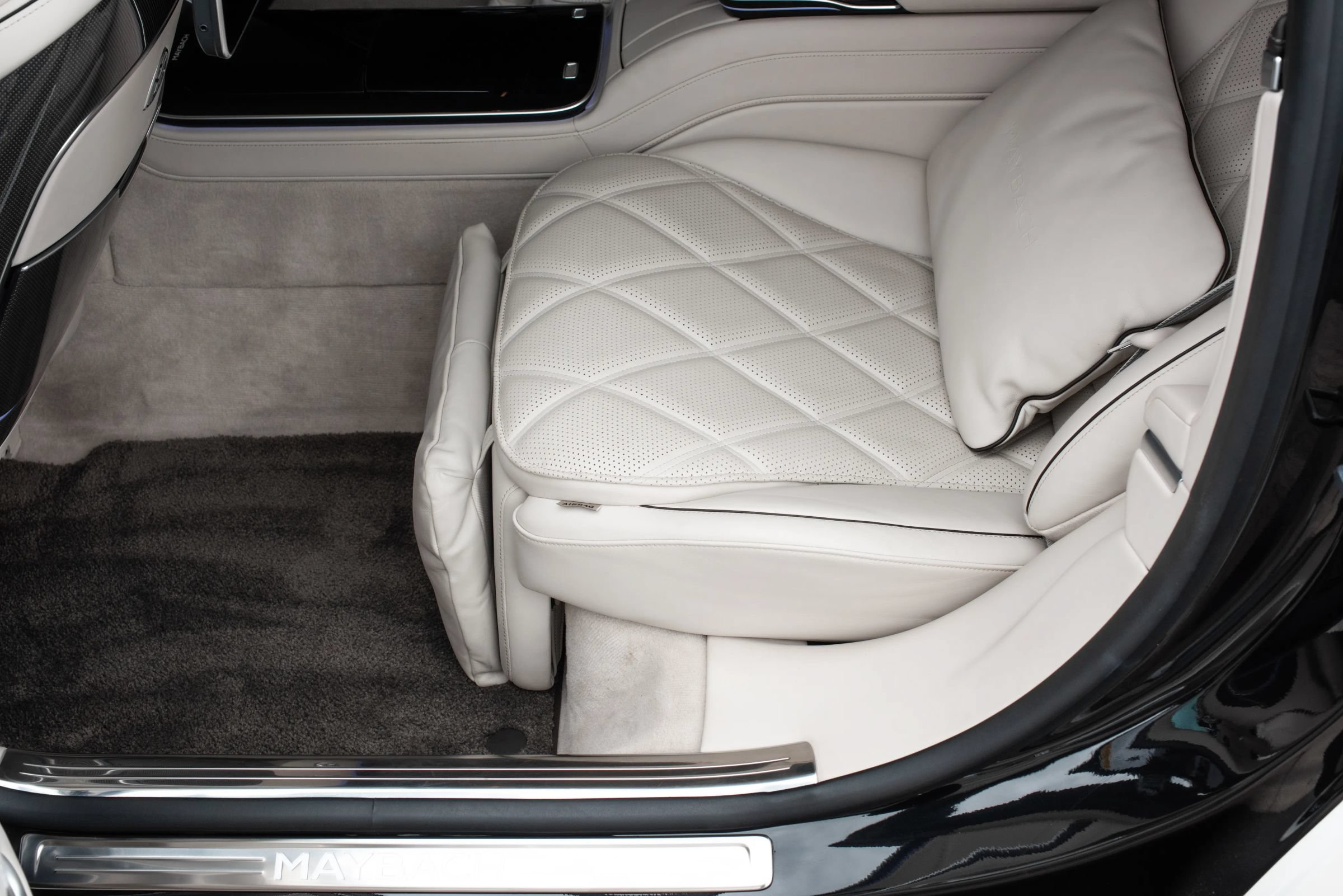 Used 2022 Mercedes-Benz Maybach S 580 4MATIC image 16