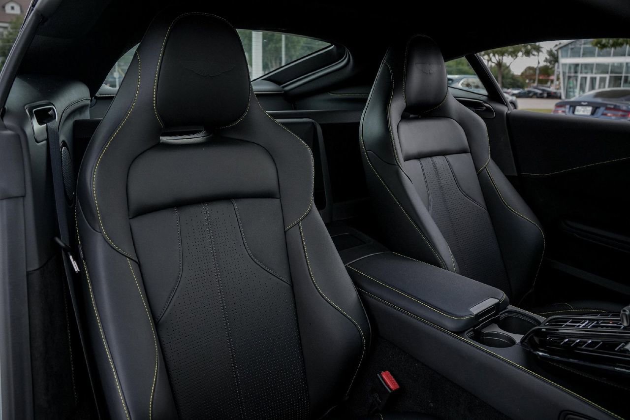 New 2026 Aston Martin V8 Vantage Coupe image 36