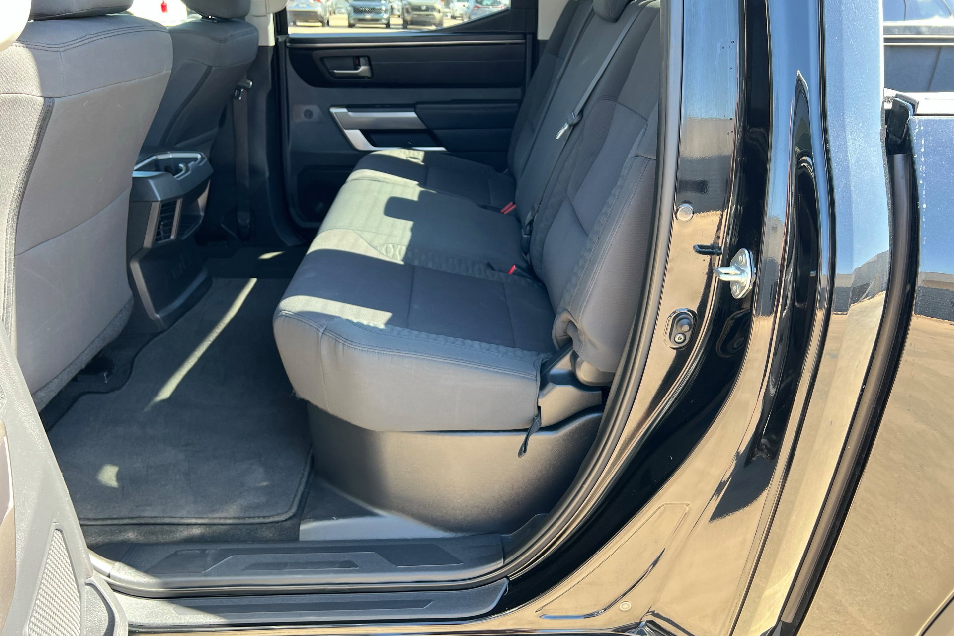 Used 2022 Toyota Tundra SR5 w/ SR5 Convenience Package image 22