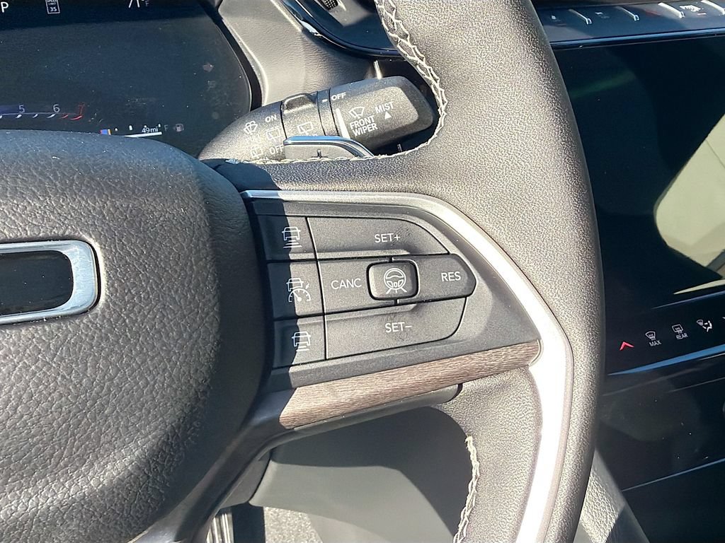 New 2026 Jeep Grand Cherokee Limited AWD/4WD image 37