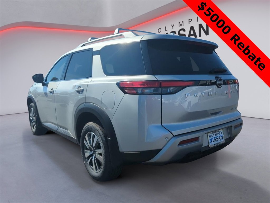 New 2025 Nissan Pathfinder SL w/ Cargo Package image 3