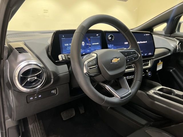 New 2026 Chevrolet Equinox EV LT image 9