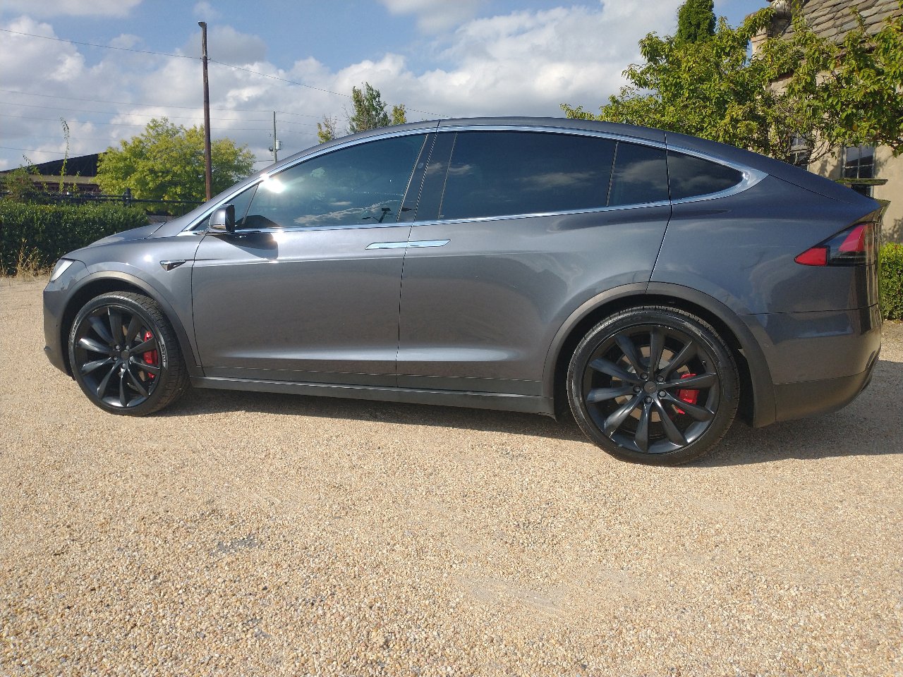 Used 2020 Tesla Model X Performance image 11