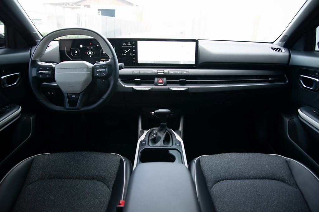 Used 2025 Kia K4 GT-Line w/ GT-Line Sunroof Package image 19