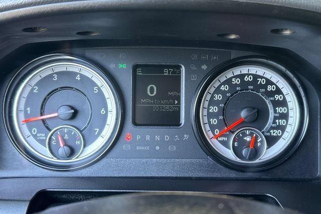 Used 2019 RAM 1500 Classic SLT AWD/4WD image 25
