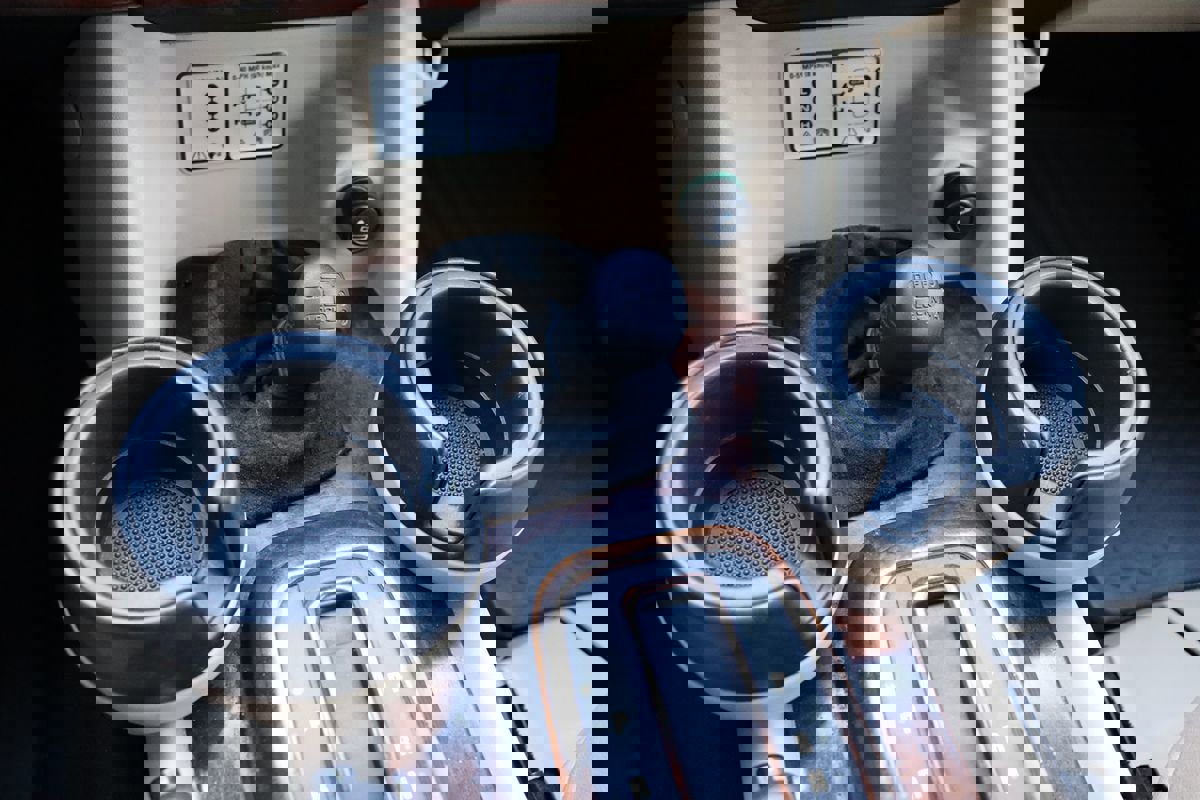 Used 2004 Land Rover Discovery SE image 32