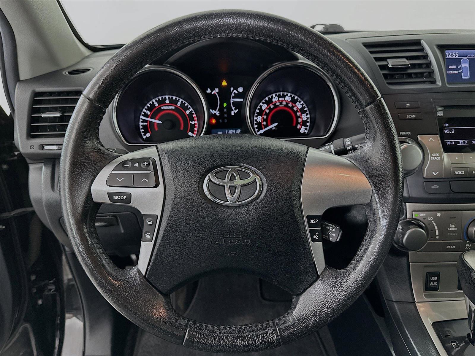 Used 2012 Toyota Highlander SE image 12