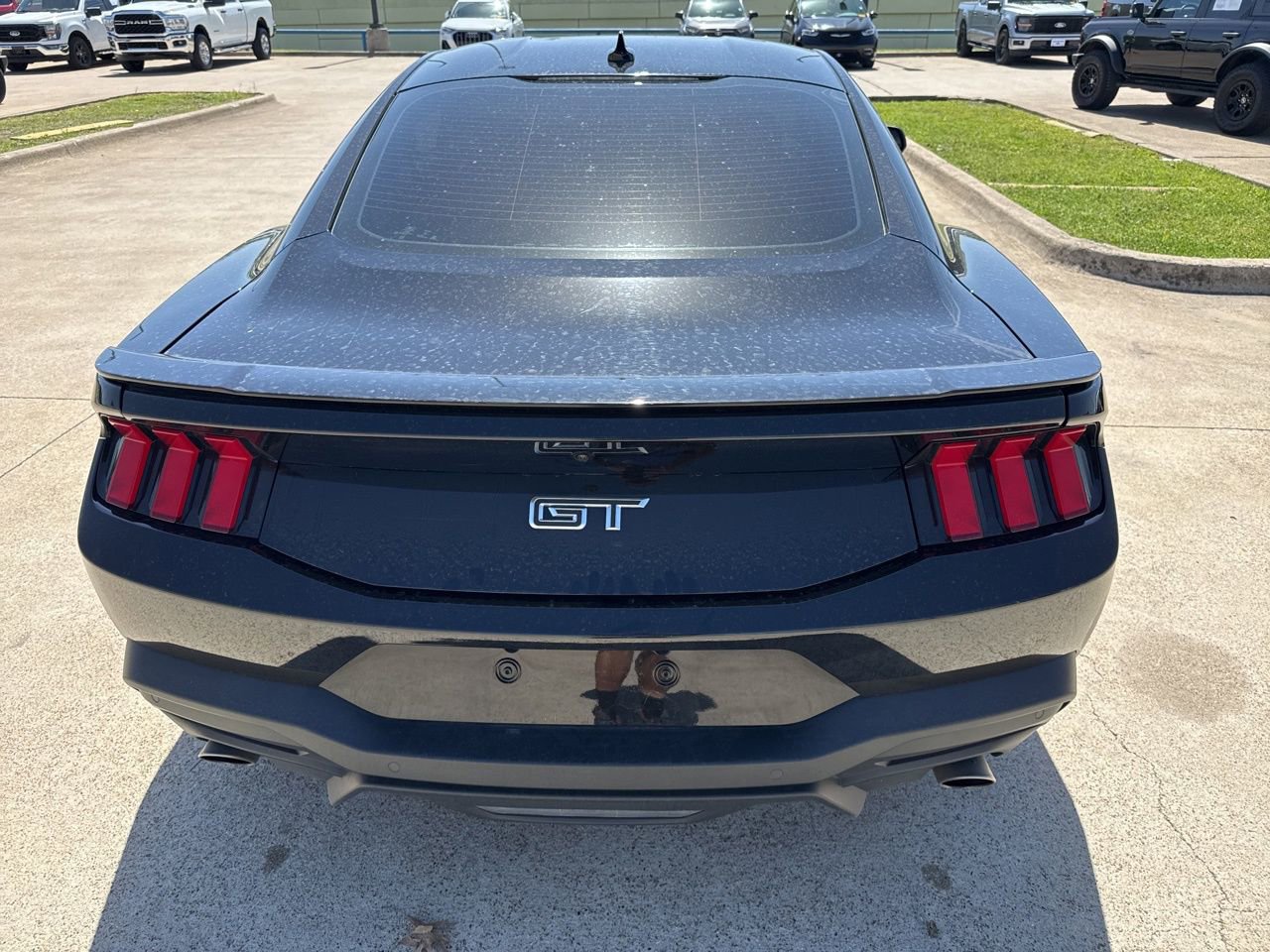Used 2024 Ford Mustang GT Premium image 6