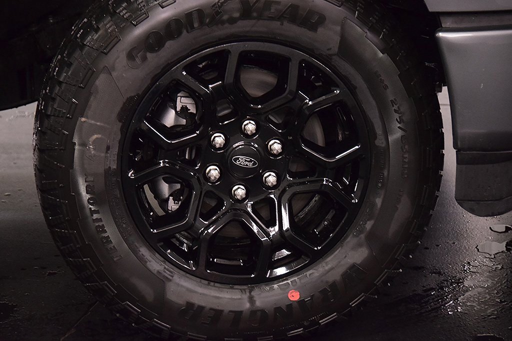 New 2026 Ford F150 XLT w/ Equipment Group 302A MID image 11