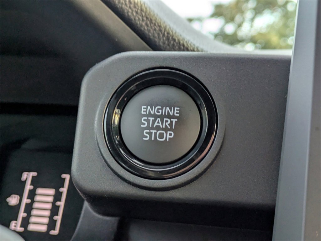 Certified 2024 Toyota Tacoma SR image 29