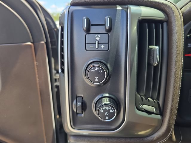 Certified 2015 Chevrolet Silverado 3500 LTZ w/ Duramax Plus Package AWD/4WD image 23
