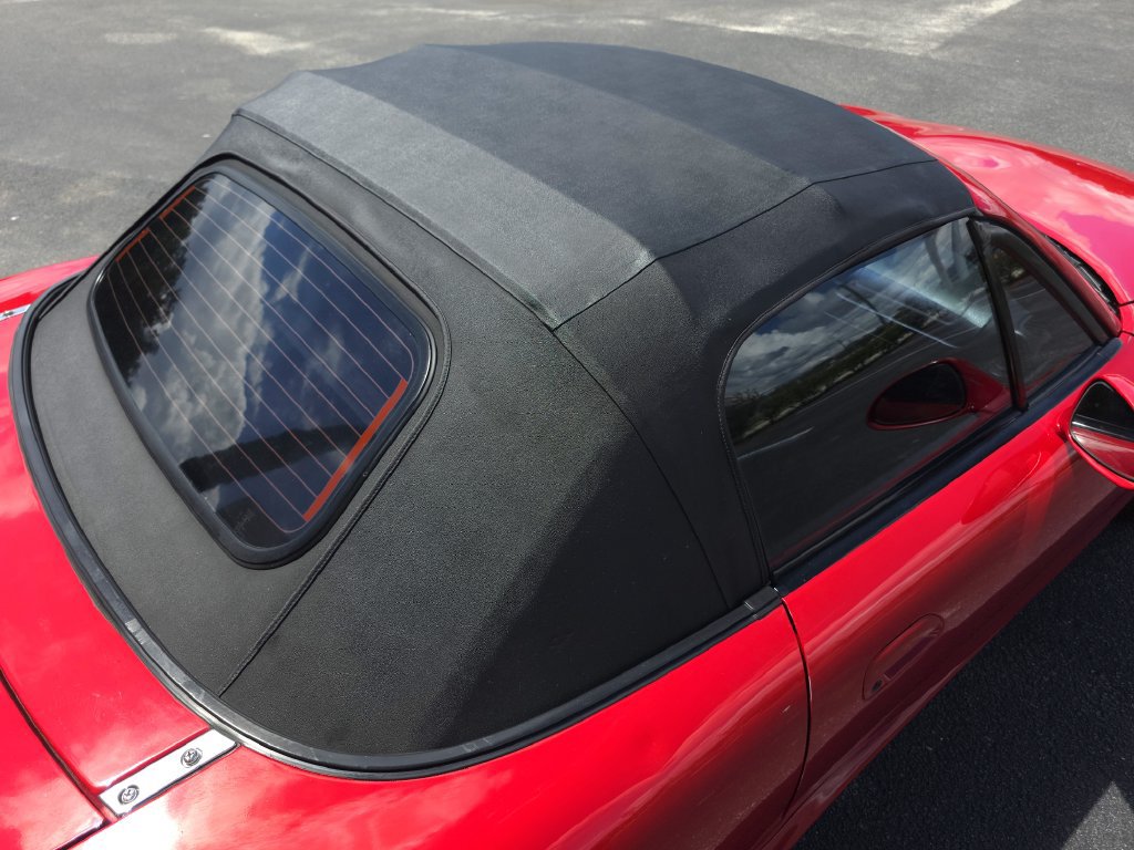 Used 2003 MAZDA MX-5 Miata RWD image 21