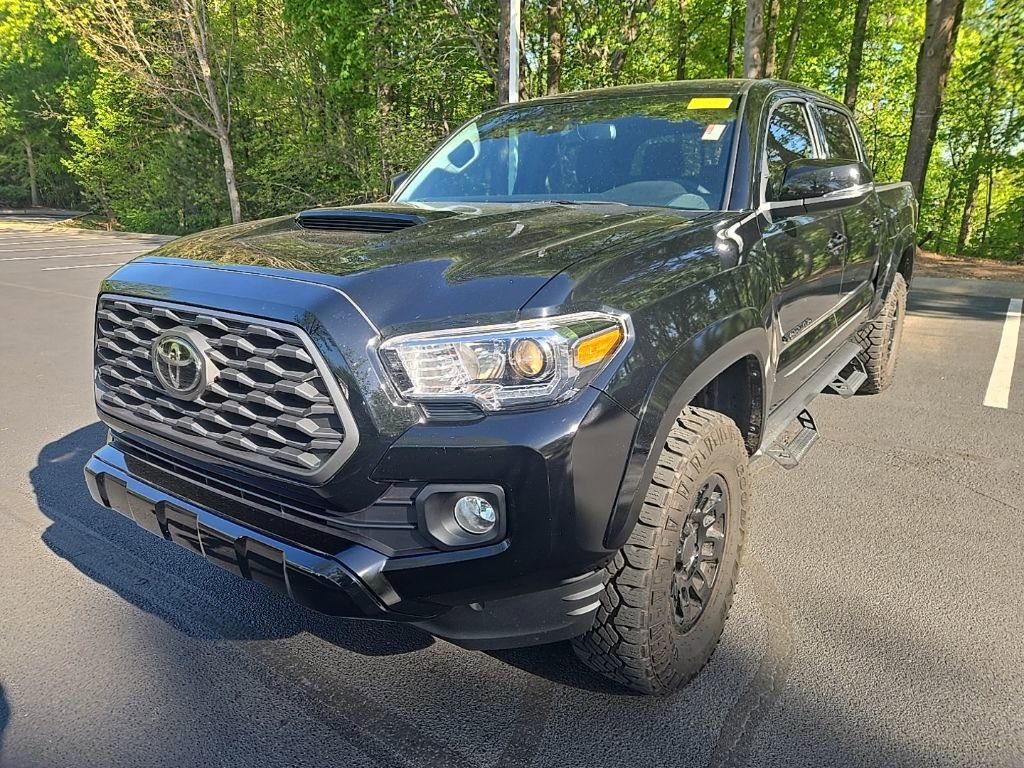 Used 2023 Toyota Tacoma TRD Sport w/ Technology Package image 12