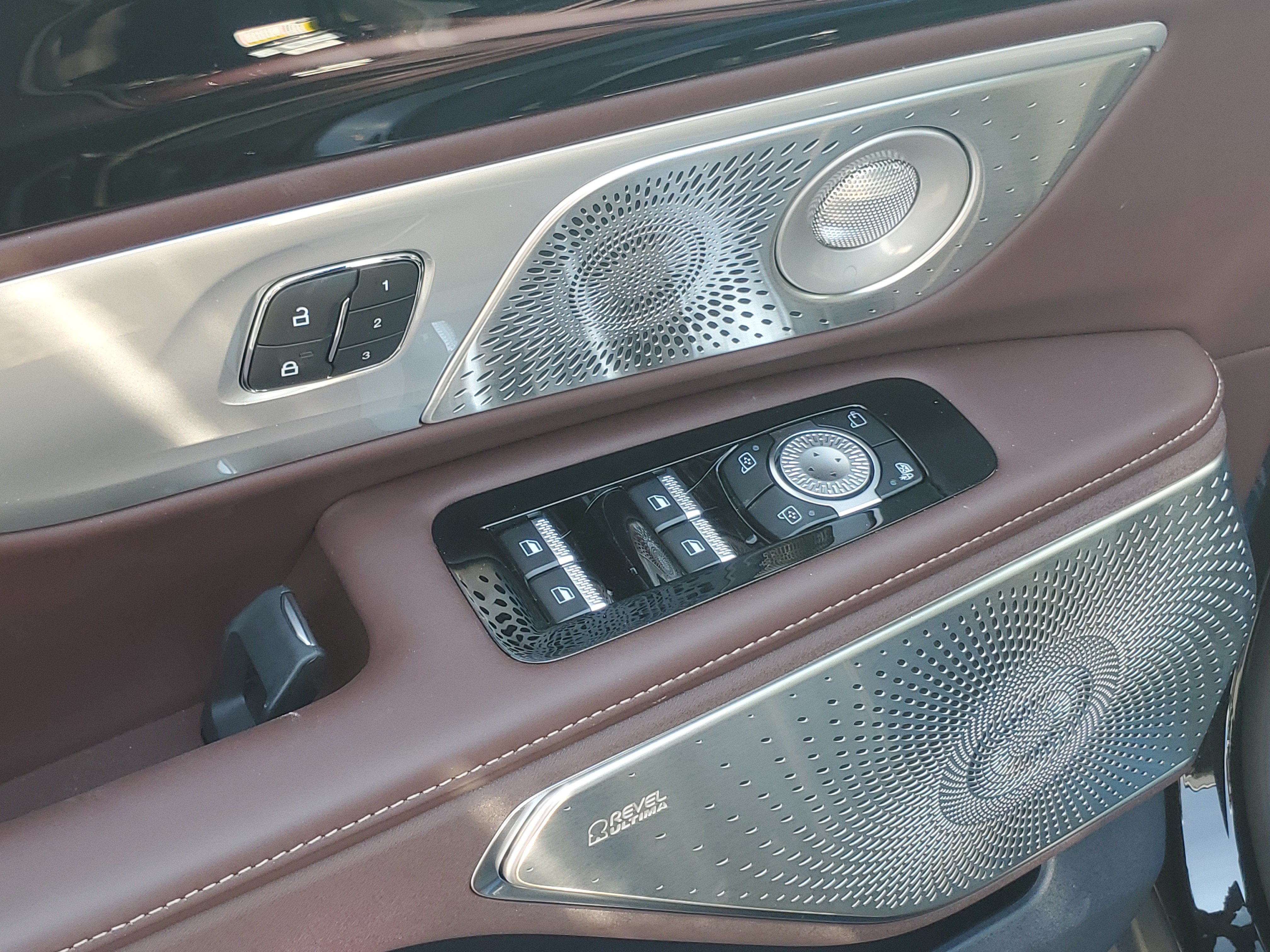 New 2026 Lincoln Nautilus Black Label AWD/4WD image 9