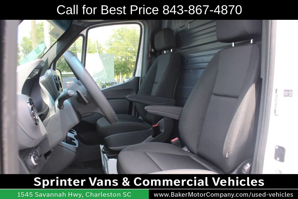 Used 2024 Mercedes-Benz Sprinter 2500 image 6