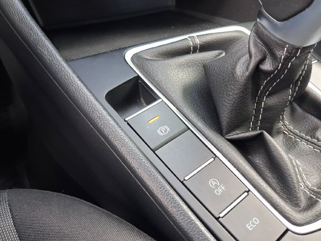 Certified 2024 Volkswagen Jetta S FWD image 22